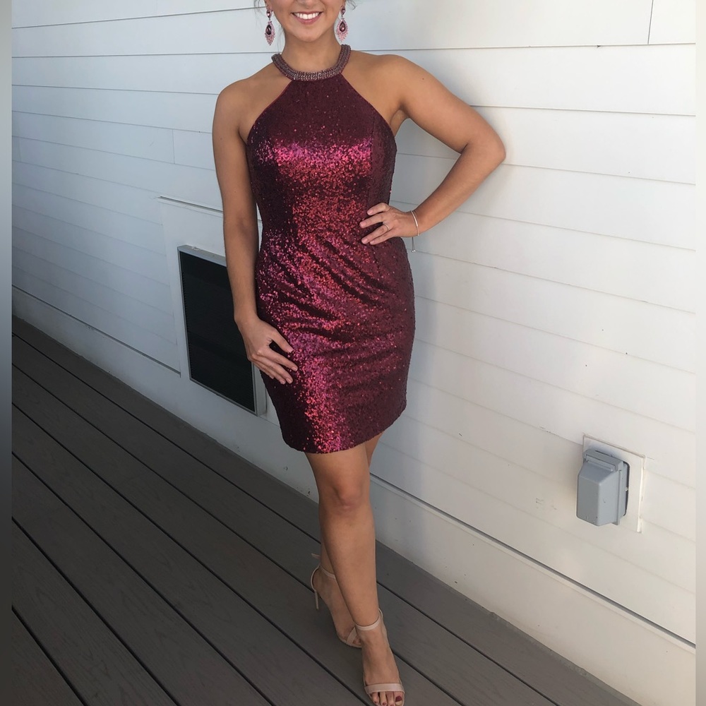 Full sequin maroon cocktail dress
